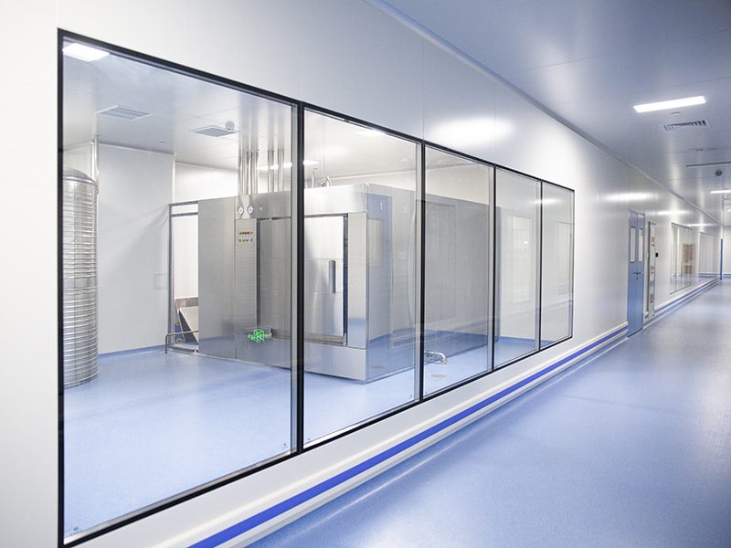 Rounded corner clean room observation window