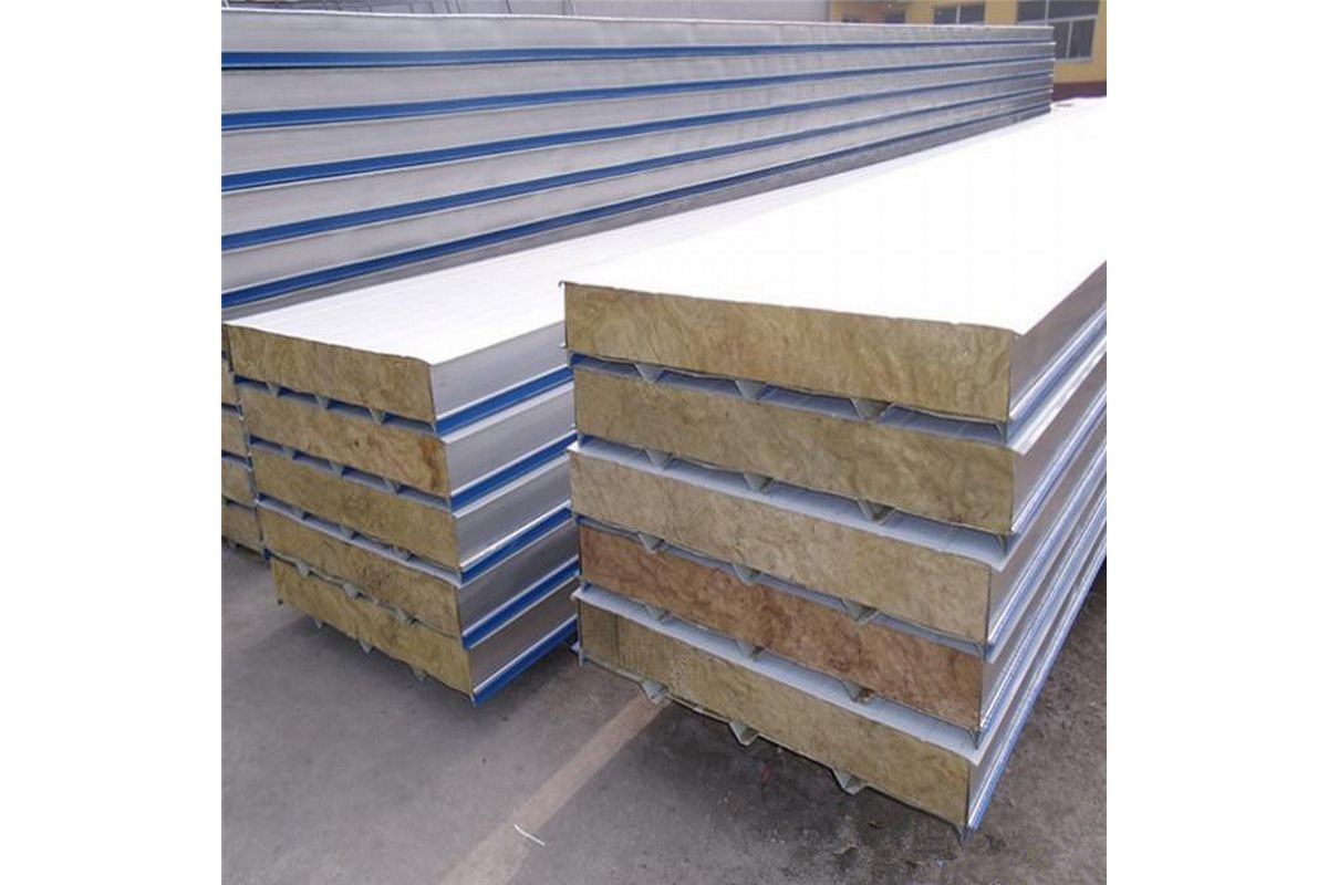 Magnesium board لوحs stacked at مصنع