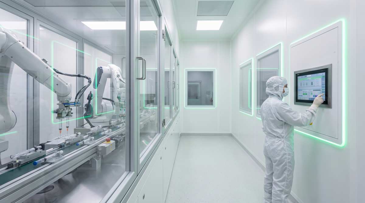 Engineering the GLP-1 Pharma Boom: Building Scalable ISO-7 Cleanroom Envelopes for High-Speed Sterile Filling Lines