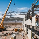 Monterrey Nearshoring Megafabs: Engineering Pre-Engineered Steel Frames with High-Wind Sandwich Roof and Wall Envelopes